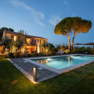Maison d'hôtes Le Mas Des Fées, Eygalières